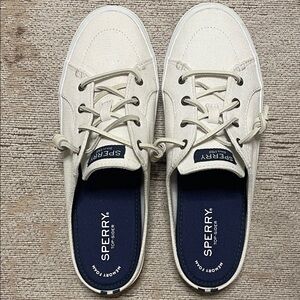 NWT Sperry Top-Sider Slip On Sneakers Size US 9